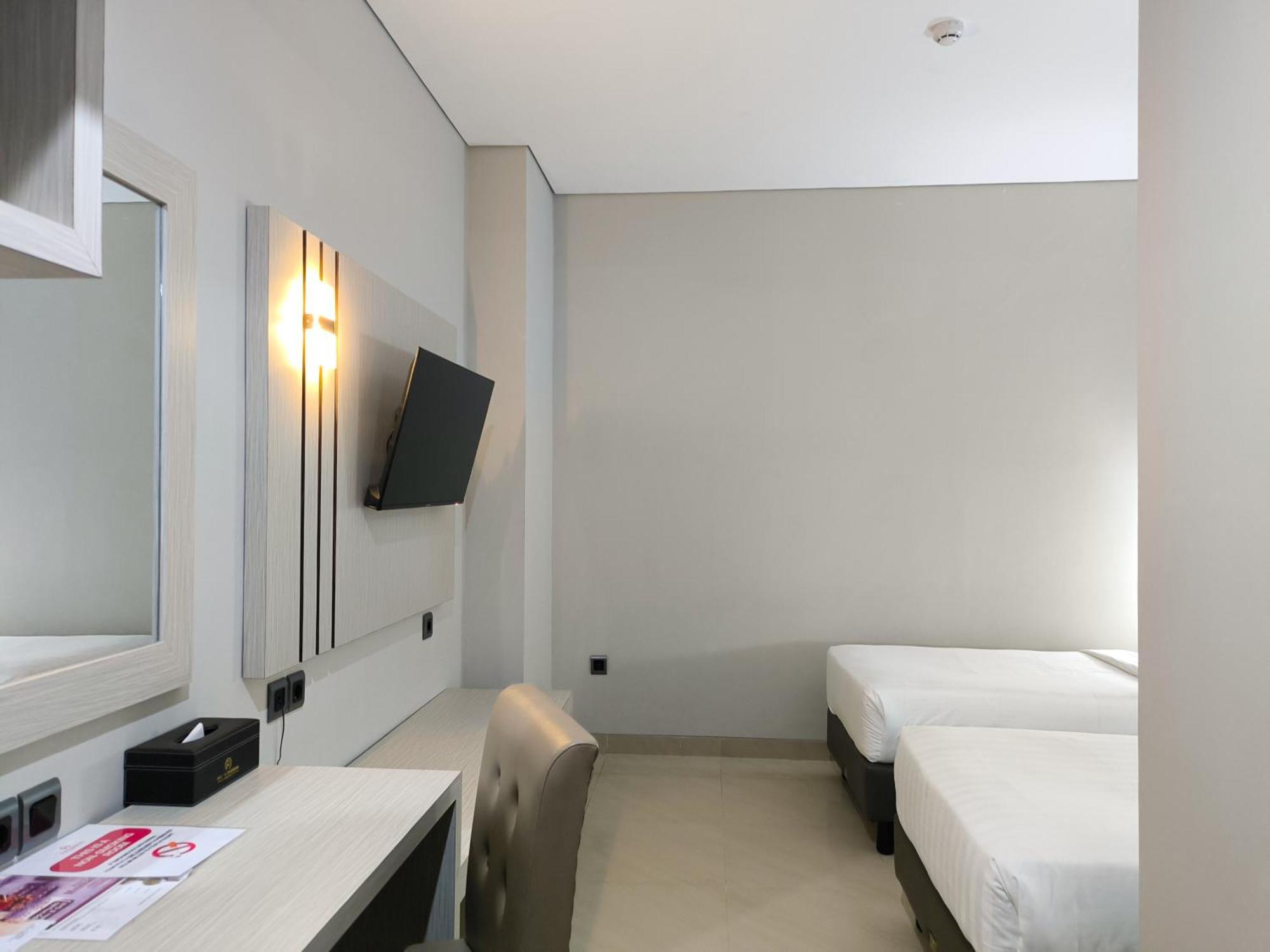 Rylich Panorama Hotel Sorong Szoba fotó