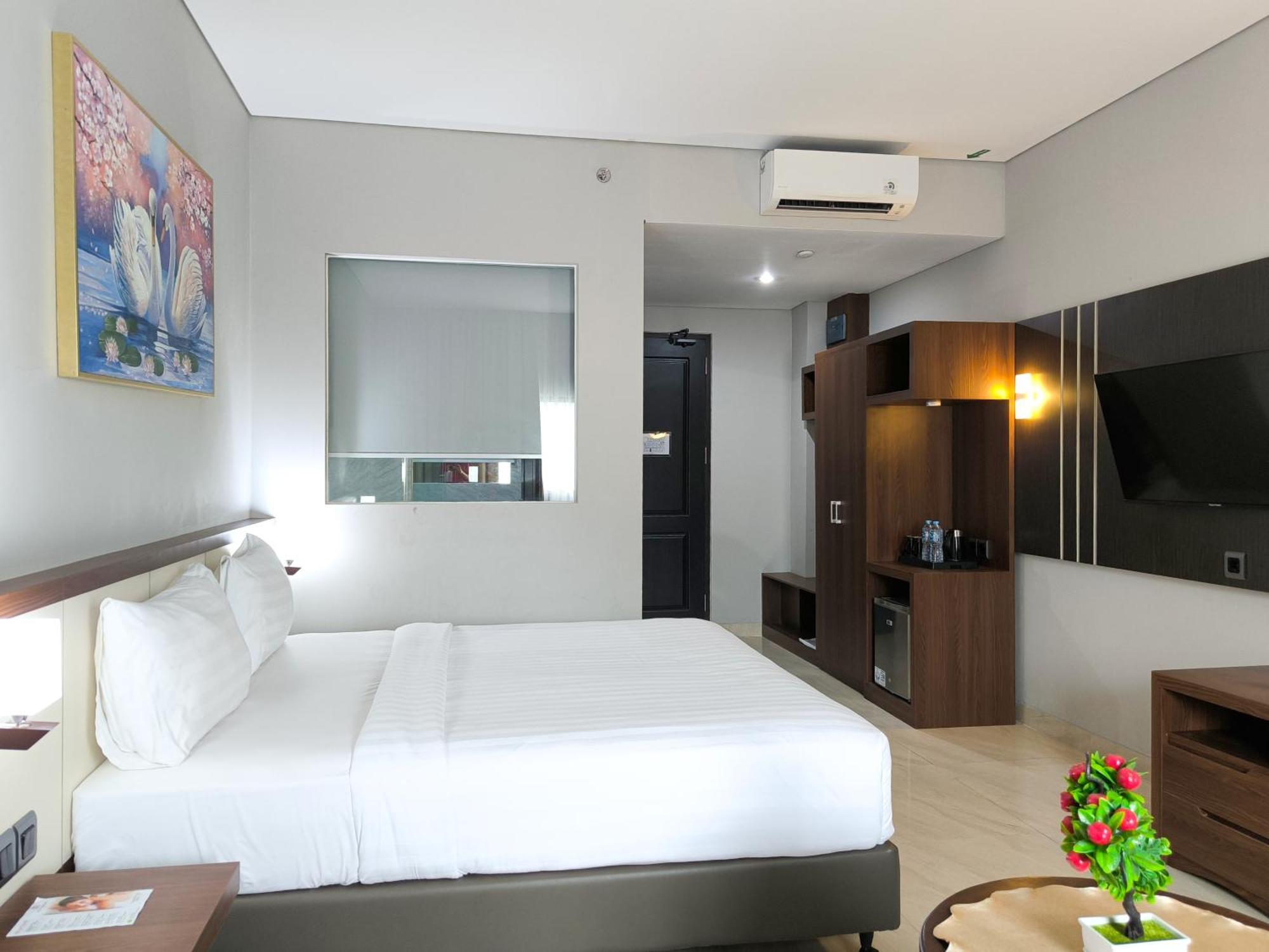 Rylich Panorama Hotel Sorong Szoba fotó